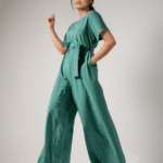 Ολόσωμη Φόρμα Κοντομάνικη Με Τσέπες Και Ζώνη