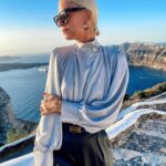 Μπλούζα Σε Μεταλλικό Ύφασμα