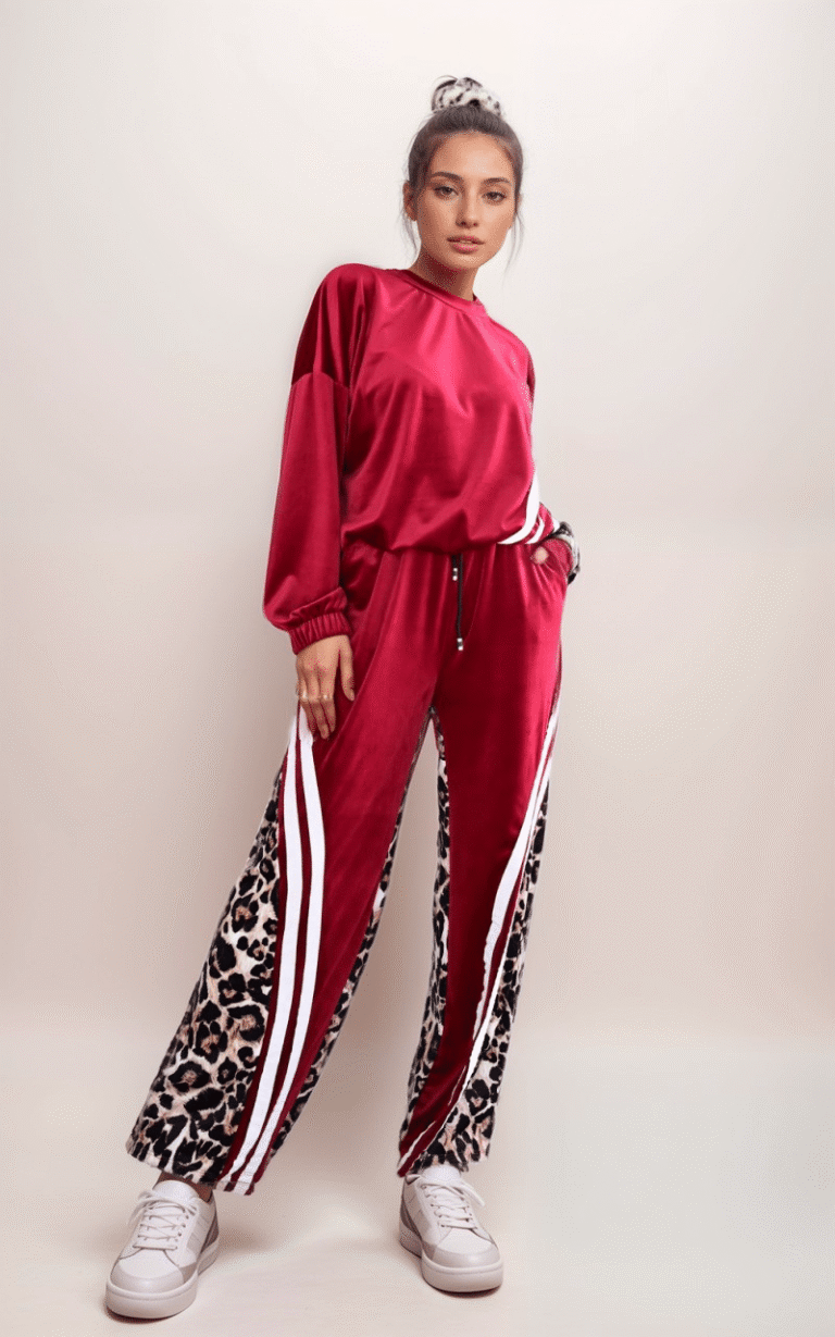 Oversized Σετ Φόρμα Βελουτέ Με Ρίγες Μπλούζα Και Παντελόνι Animal Print - Image 3