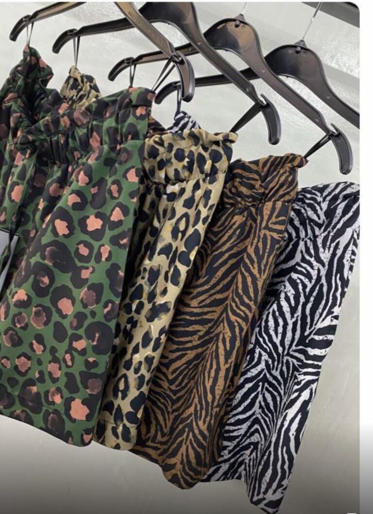 Σορτσάκι Animal Print - Image 4