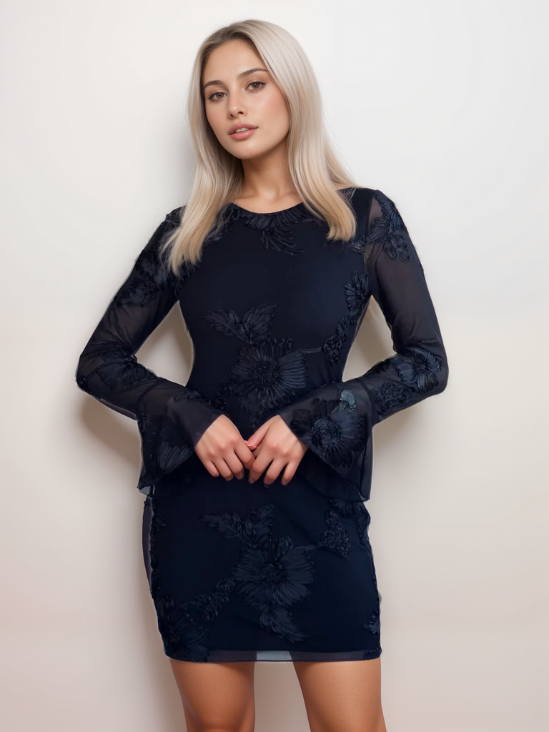 IMG_1686-768x1024_X-Design (1) Φόρεμα Με Ανάγλυφα Λουλούδια - Image 10