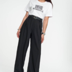 Παντελόνι Με Πιέτες Και Ζώνη