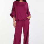 Σετ Με Ρίγα Μπλούζα Και Παντελόνι